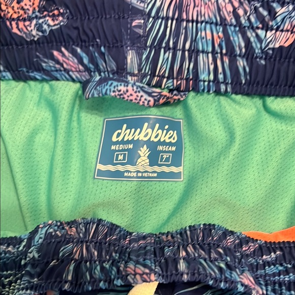 Chubbies Tropical Blue Dinosaur Swim Shorts - Size M 7” Inseam with Liner - Picture 4 of 6